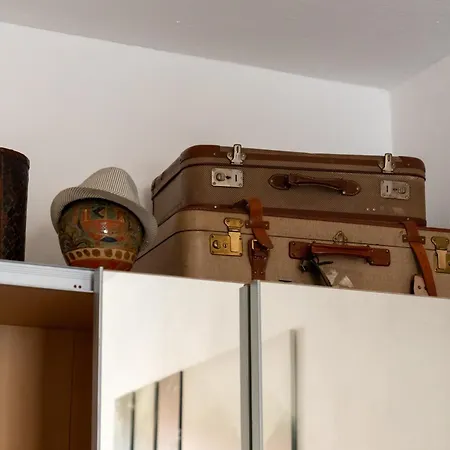 Apartment Interior - Service In Bahnhofsnähe Und Unesco-bergpark Mit Parkplatz, Ebk, Kinderfreundlich,
